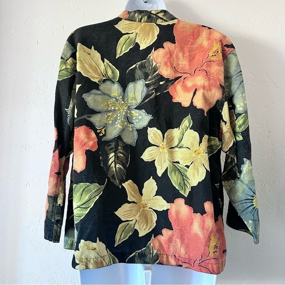 CHICOS DESIGN Vintage Linen Floral Button Down Shirt Jacket Shaket Size 2 / M - Picture 7 of 9
